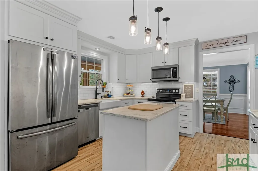 181 Kolic Helmey Road Guyton GA 31312