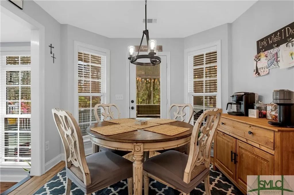 181 Kolic Helmey Road Guyton GA 31312