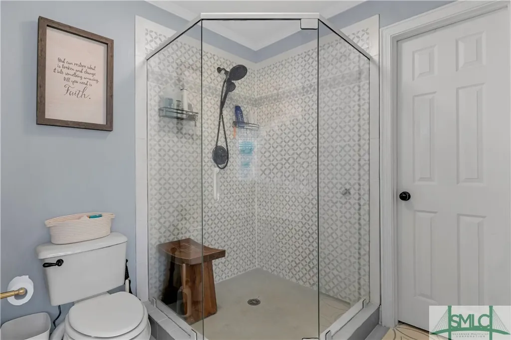 181 Kolic Helmey Road Guyton GA 31312