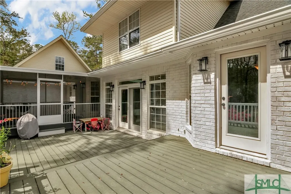 181 Kolic Helmey Road Guyton GA 31312