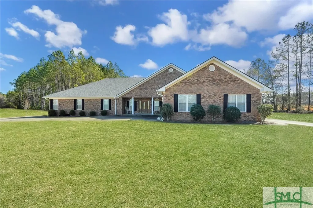 5020 Highway 119 Highway Pembroke GA 31321