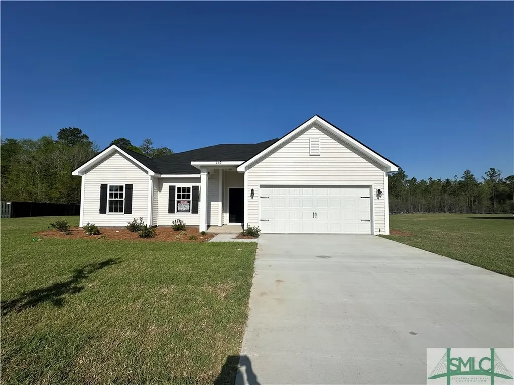 269 Renwick Loop Hinesville GA 31313