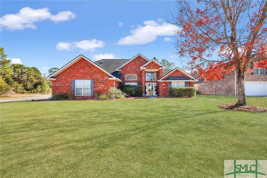 301 Maupas Court Hinesville GA 31313