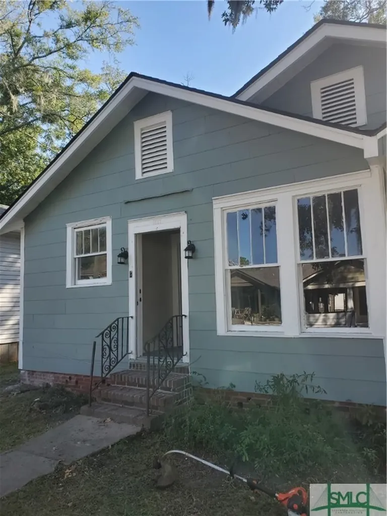 1017 E 33rd Street Savannah GA 31401