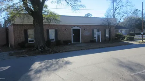211 W Cronly Street Laurinburg NC 28352
