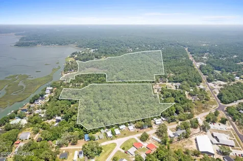 545 Crossland Road SE Bolivia NC 28422