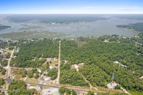 545 Crossland Road SE Bolivia NC 28422
