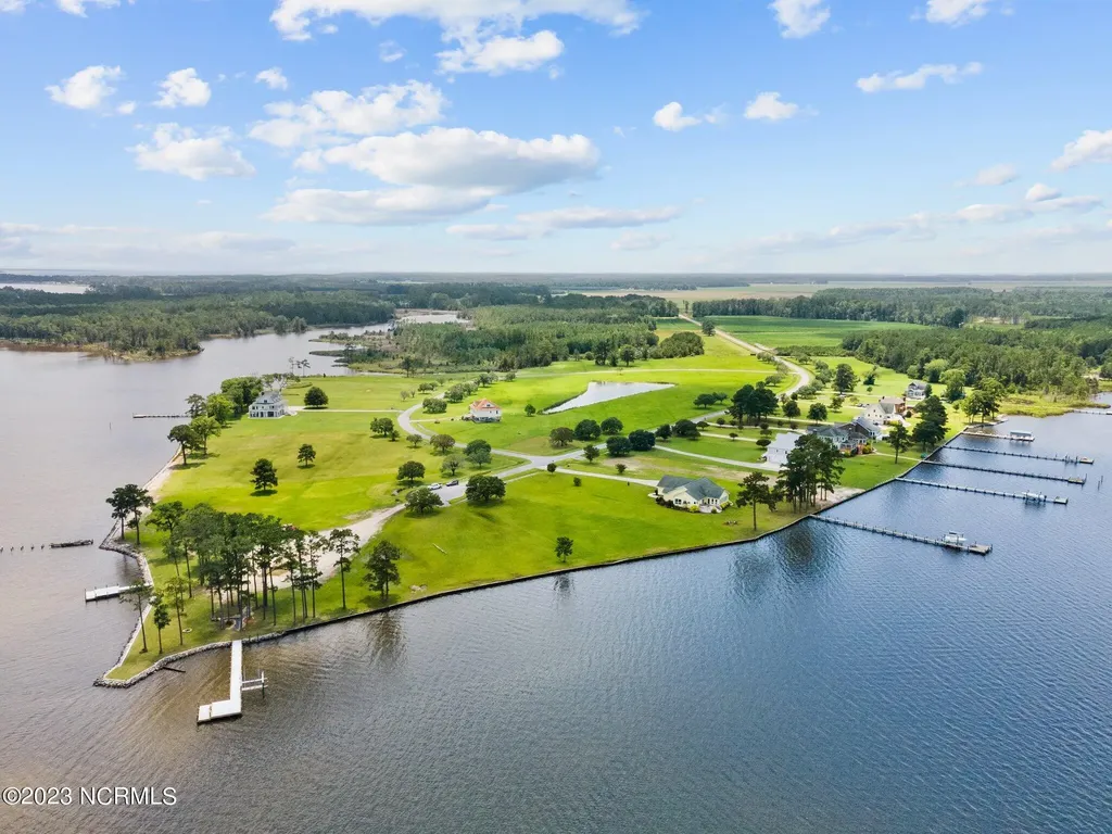 16 River Drive Belhaven NC 27810