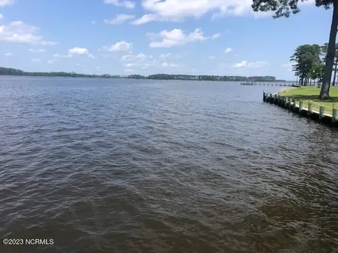 16 River Drive Belhaven NC 27810
