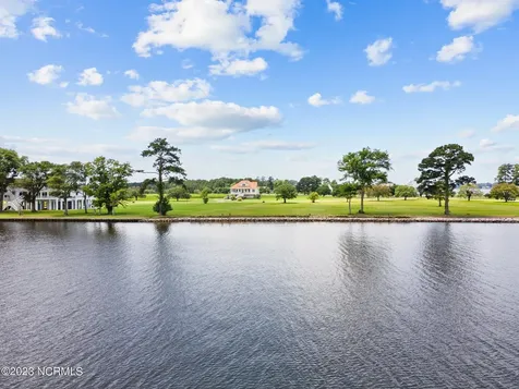 16 River Drive Belhaven NC 27810