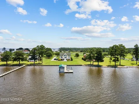 16 River Drive Belhaven NC 27810