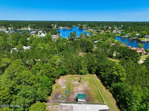 2003 Caracara Drive New Bern NC 28560