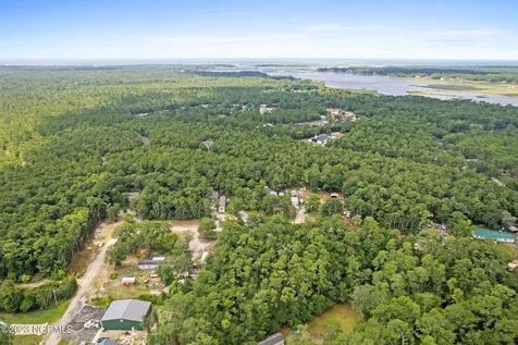 953 Cypress Lakes Circle SE Bolivia NC 28422
