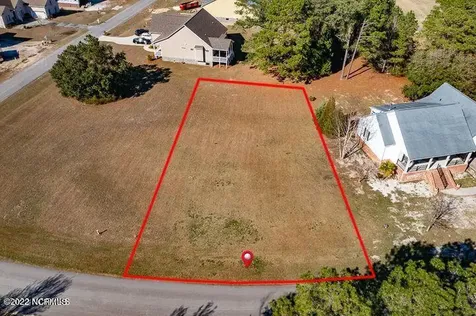 1306 Barkentine Drive New Bern NC 28560