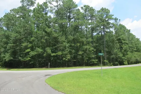 Lot 1 Port Drive Oriental NC 28571