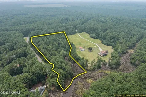 Lot 1 Port Drive Oriental NC 28571