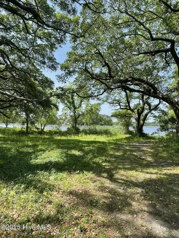 405 Red Drum Way W Swansboro NC 28584