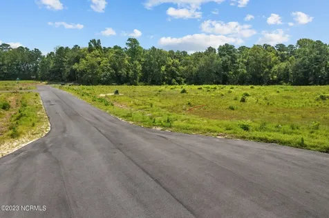 405 Red Drum Way W Swansboro NC 28584