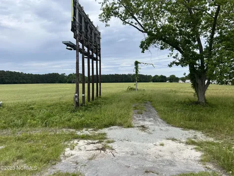 1476 W W. Corbett Avenue Swansboro NC 28584