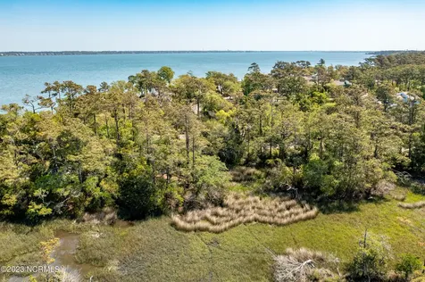 4 West Court Pine Knoll Shores NC 28512