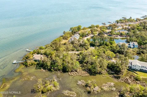 3 West Court Pine Knoll Shores NC 28512