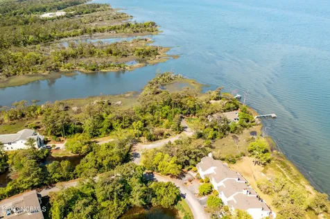 3 West Court Pine Knoll Shores NC 28512