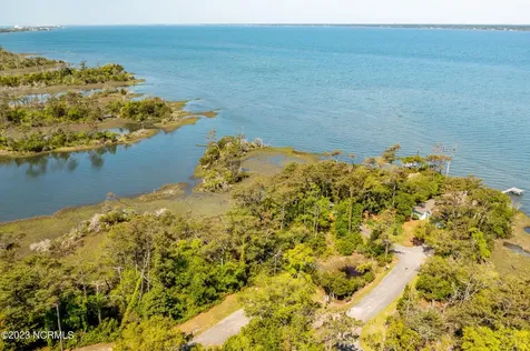 3 West Court Pine Knoll Shores NC 28512