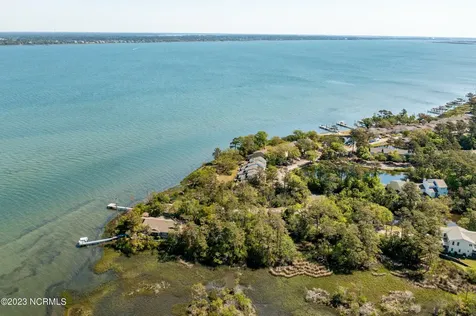 3 West Court Pine Knoll Shores NC 28512