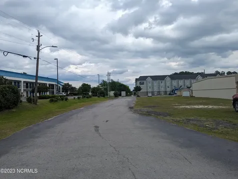 000 Western Boulevard Jacksonville NC 28546