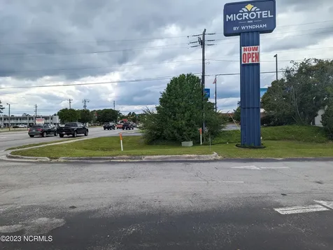 000 Western Boulevard Jacksonville NC 28546
