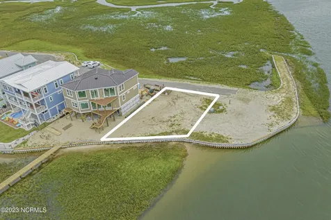 1532 Riverside Drive Sunset Beach NC 28468