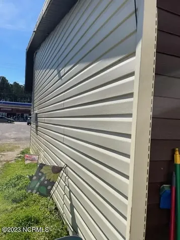 1704 W 5th Street Lumberton NC 28358
