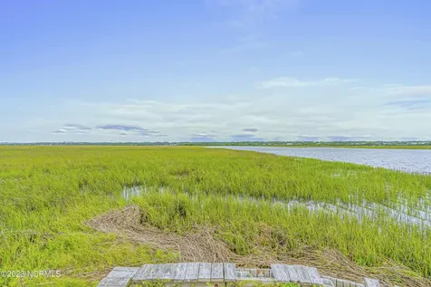1534 Riverside Drive Sunset Beach NC 28468