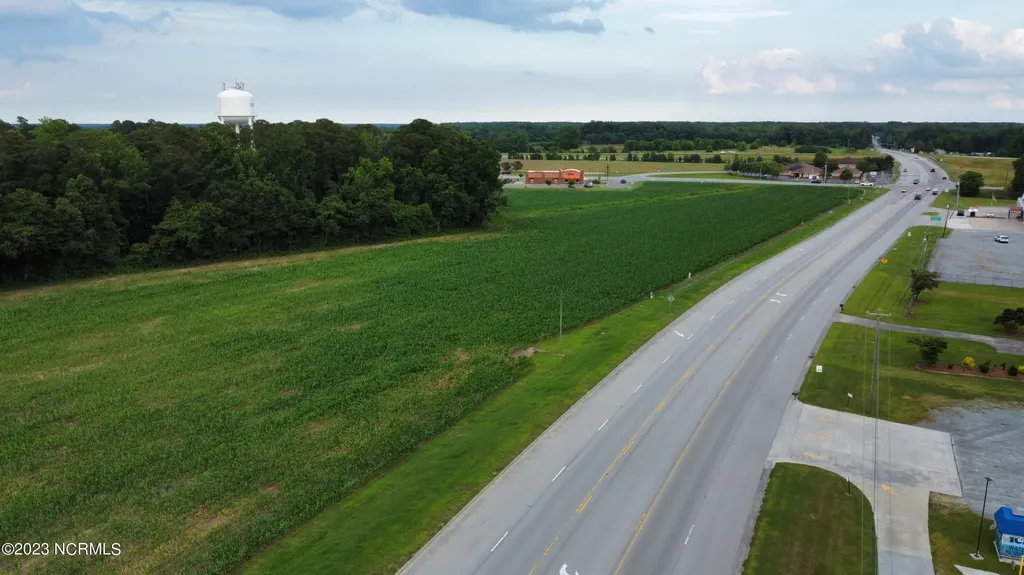 0000 Nc 33 Highway E Chocowinity NC 27817