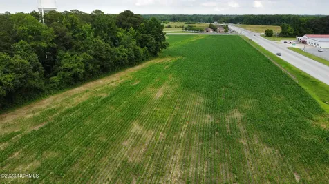 0000 Nc 33 Highway E Chocowinity NC 27817