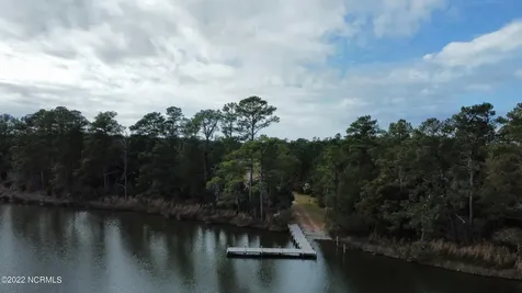 136 Garbacon Drive Beaufort NC 28516
