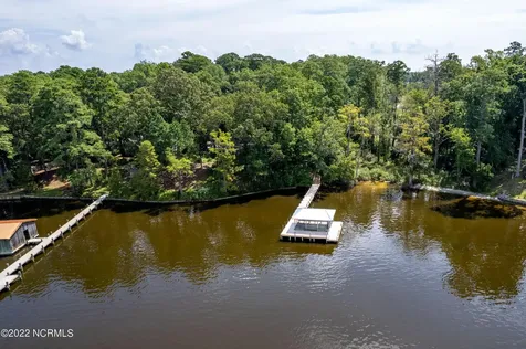 Lot 16 Teachs Cove Road Bath NC 27808