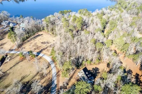 Lot 16 Teachs Cove Road Bath NC 27808