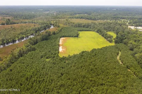 200 Stone Chimney Road SW Supply NC 28462