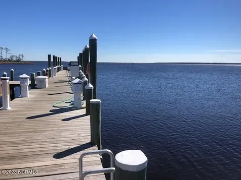 123 Dowry Creek E Belhaven NC 27810