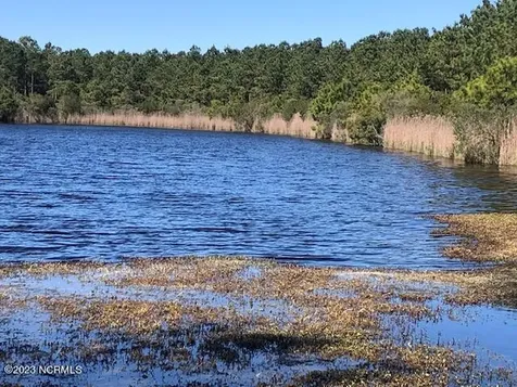 123 Dowry Creek E Belhaven NC 27810
