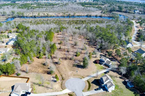 118 Norine Drive Holly Ridge NC 28445