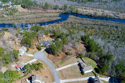 226 Gelynda Court Holly Ridge NC 28445