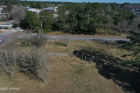 1124 &1128 Hammock Beach Road Swansboro NC 28584