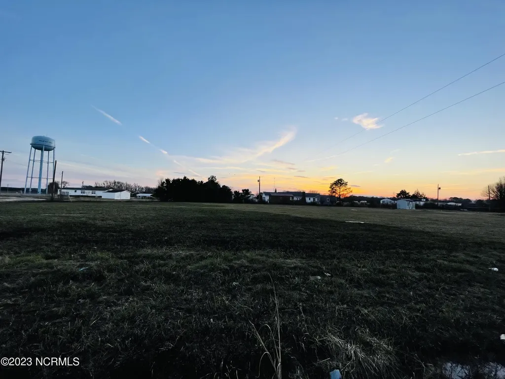 15 & 15a Brooks Road Scotland Neck NC 27874