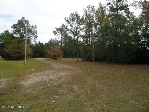 901 Nc-306 Grantsboro NC 28529