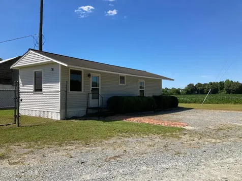 382 Pig Cradle Lane Clinton NC 28328