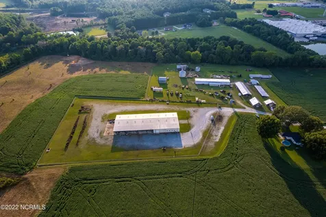 382 Pig Cradle Lane Clinton NC 28328
