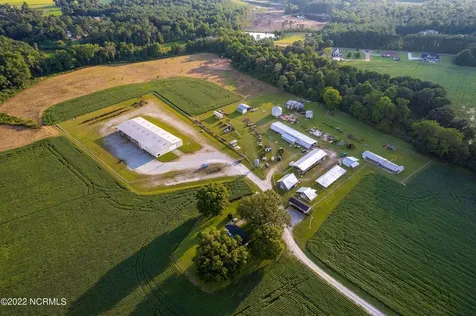 382 Pig Cradle Lane Clinton NC 28328