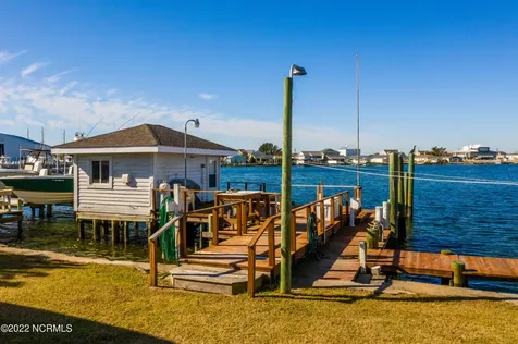 519 Atlantic Beach Causeway Atlantic Beach NC 28512